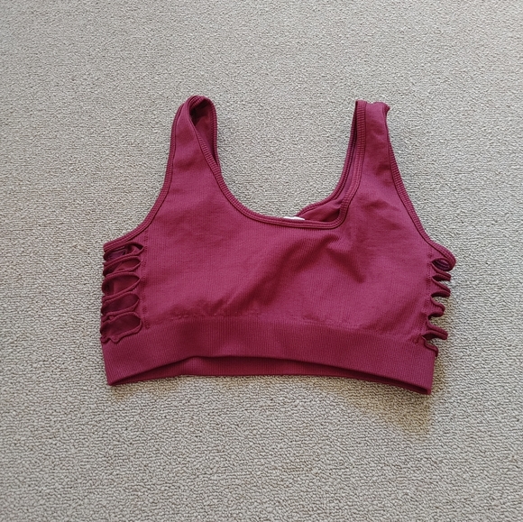 Fabletics Harper maroon slashed ribbed sports bra - Picture 5 of 7